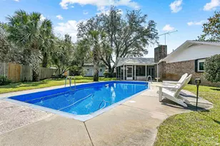 424 Dracena Way, Gulf Breeze, FL 32561 - Photo 1