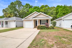 2388 Trailwood Dr, Cantonment, FL 32533 - Photo 1