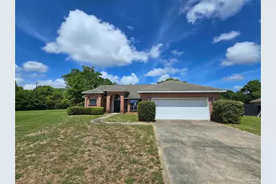 1574 Hunters Creek Dr, Cantonment, FL 32533 - Photo 1