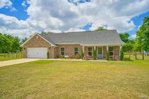 5049 Southern Paradise Ln, Milton, FL 32583 - Photo 1