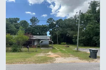 75 Travis St, Pensacola, FL 32503 - Photo 1