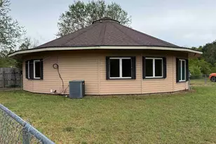 11307 Boundary Line Rd, Milton, FL 32583 - Photo 1