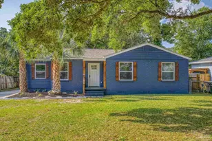 107 SE Gilliland Rd, Pensacola, FL 32507 - Photo 1