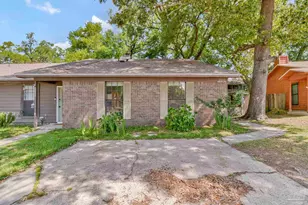 2394 Shoal Creek Dr, Pensacola, FL 32514 - Photo 1