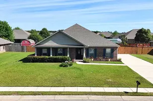 633 Harahan Ln, Foley, AL 36535 - Photo 1