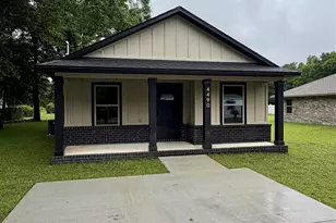 4490 Oak Ln, Milton, FL 32570 - Photo 1