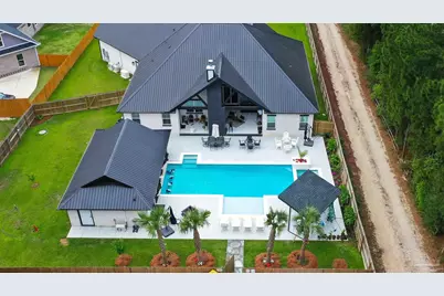 8012 Mobile Hwy, Pensacola, FL 32526 - Photo 1
