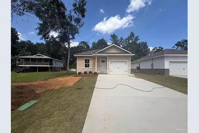 3032 N 11th Ave, Milton, FL 32583 - Photo 1