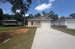 3032 N 11th Ave, Milton, FL 32583 - Photo 1