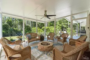 9518 Pouder Ln, Navarre, FL 32566 - Photo 1
