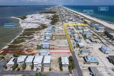 7702 White Sands Blvd, Navarre, FL 32566 - Photo 1
