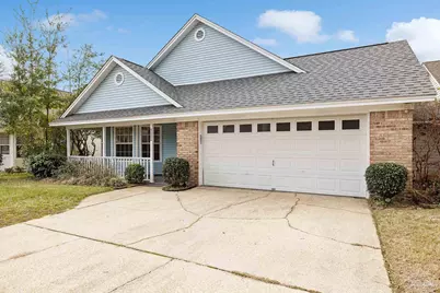 4202 Spanish Trail Pl, Pensacola, FL 32504 - Photo 1