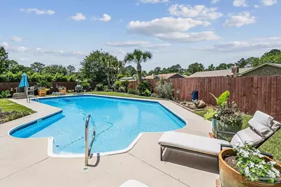 600 Sawara Ct, Pensacola, FL 32506 - Photo 1