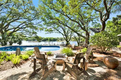 333 Edgewater Dr, Pensacola, FL 32507 - Photo 1
