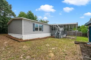 5205 Kee Memorial Dr, Pensacola, FL 32507 - Photo 1