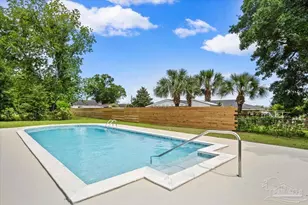 635 Whitney Dr, Pensacola, FL 32503 - Photo 1