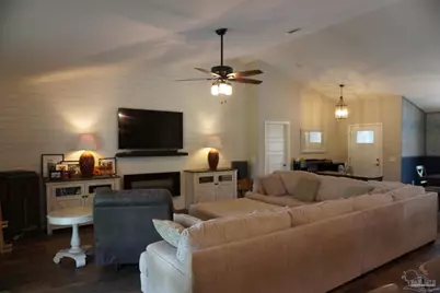 7305 Durden Dr, Pensacola, FL 32526 - Photo 1