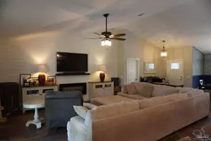 7305 Durden Dr, Pensacola, FL 32526 - Photo 1