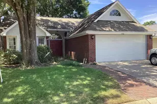 3500 Silvertree Ln, Pensacola, FL 32504 - Photo 1