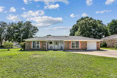 7905 Charter Oaks Dr, Pensacola, FL 32514 - Photo 1