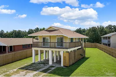 3195 Laurel Dr, Gulf Breeze, FL 32563 - Photo 1