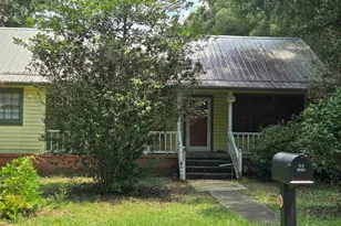6965 Ella St, Milton, FL 32583 - Photo 1