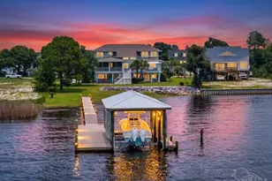 7813 Petersen Point Rd, Milton, FL 32583 - Photo 1