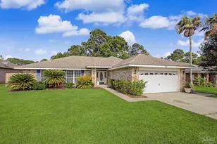 1347 Connemara Cir, Gulf Breeze, FL 32563 - Photo 1