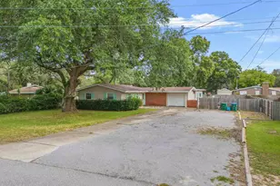 416 Norwich Dr, Gulf Breeze, FL 32561 - Photo 1