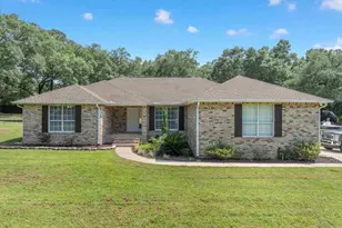 717 Tara Rd, Cantonment, FL 32533 - Photo 1