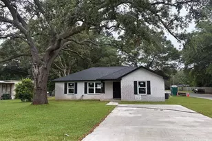 6620 E Dearborn St, Milton, FL 32570 - Photo 1