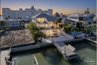8485 Blind Pass Dr, Treasure Island, FL 33706 - Photo 1