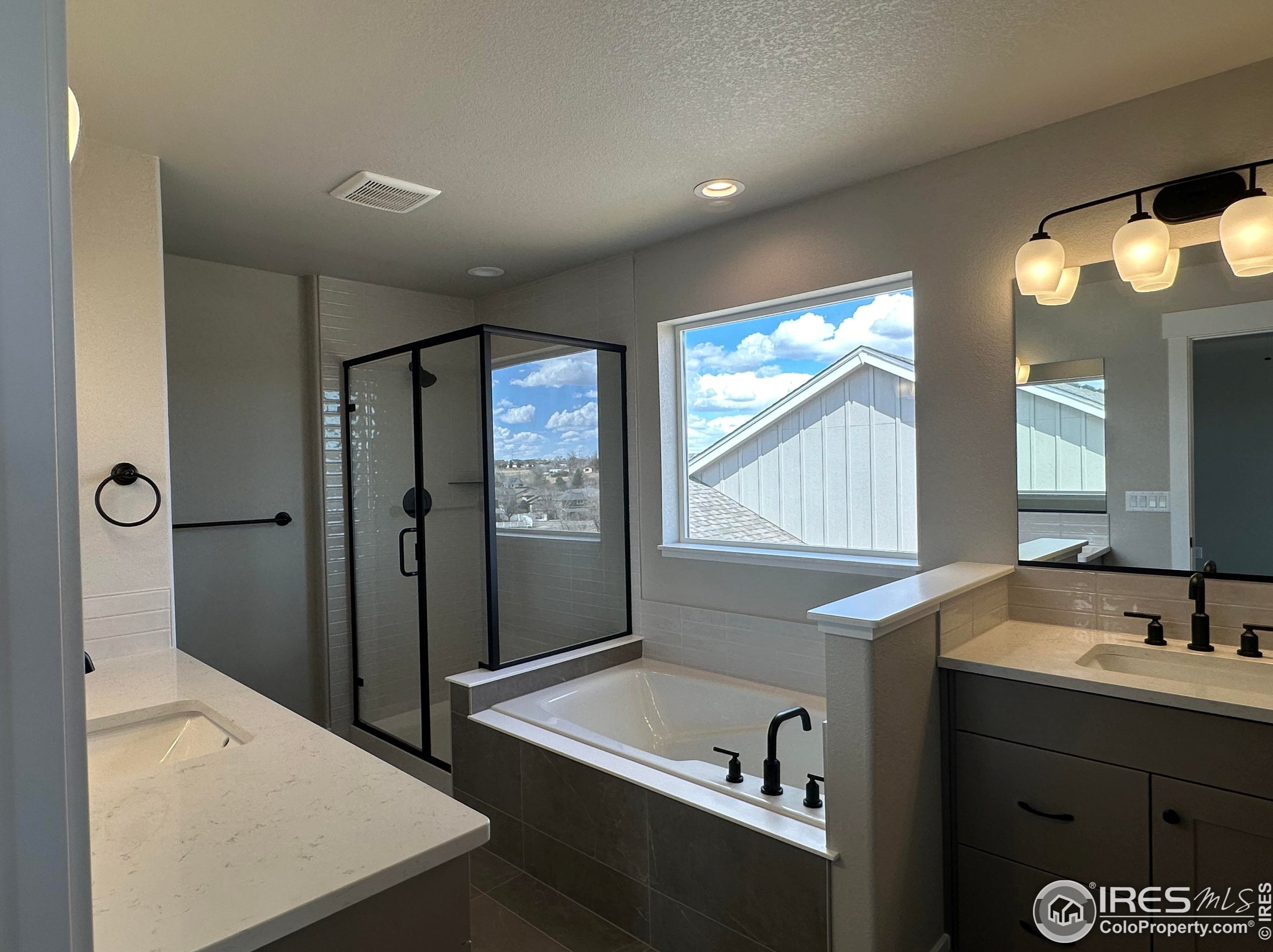 6404 2nd St, Greeley CO exterior