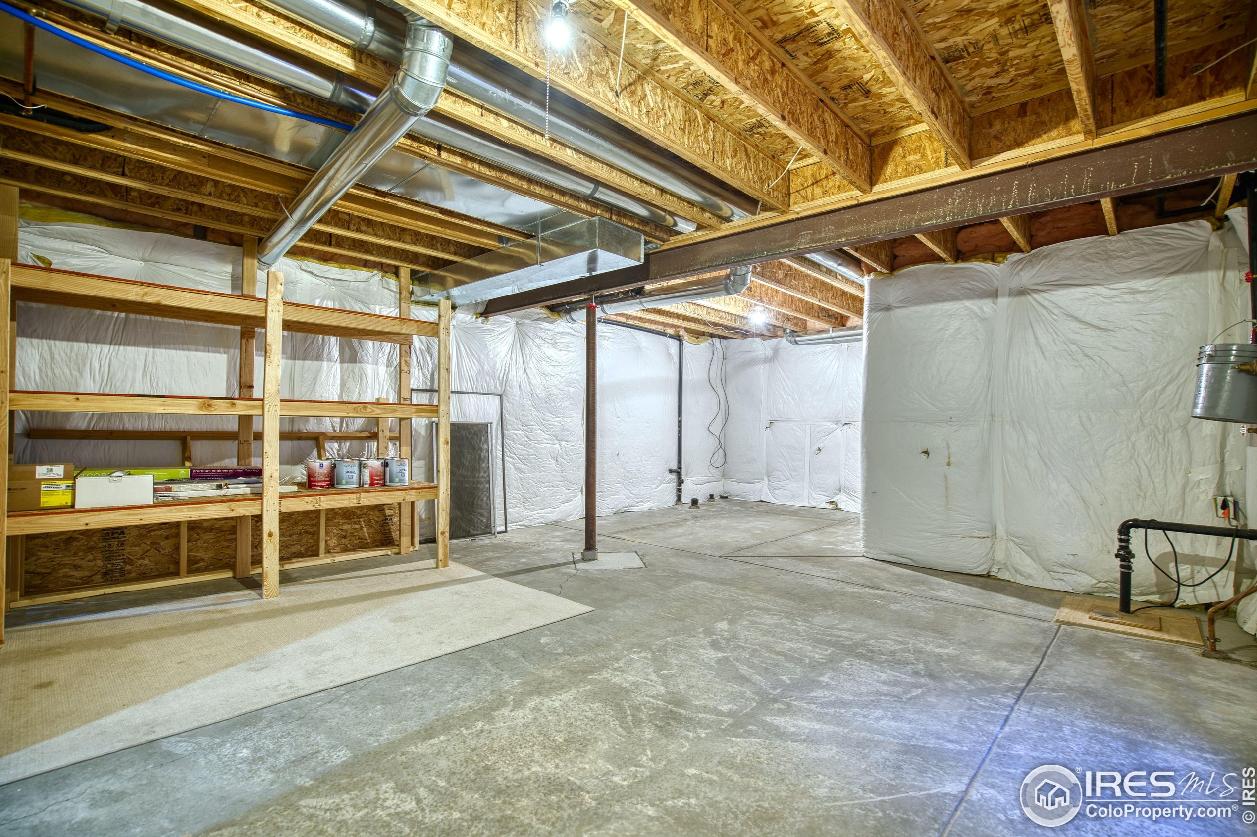 1213 Button Rock Dr, Longmont CO 80504-2258 exterior