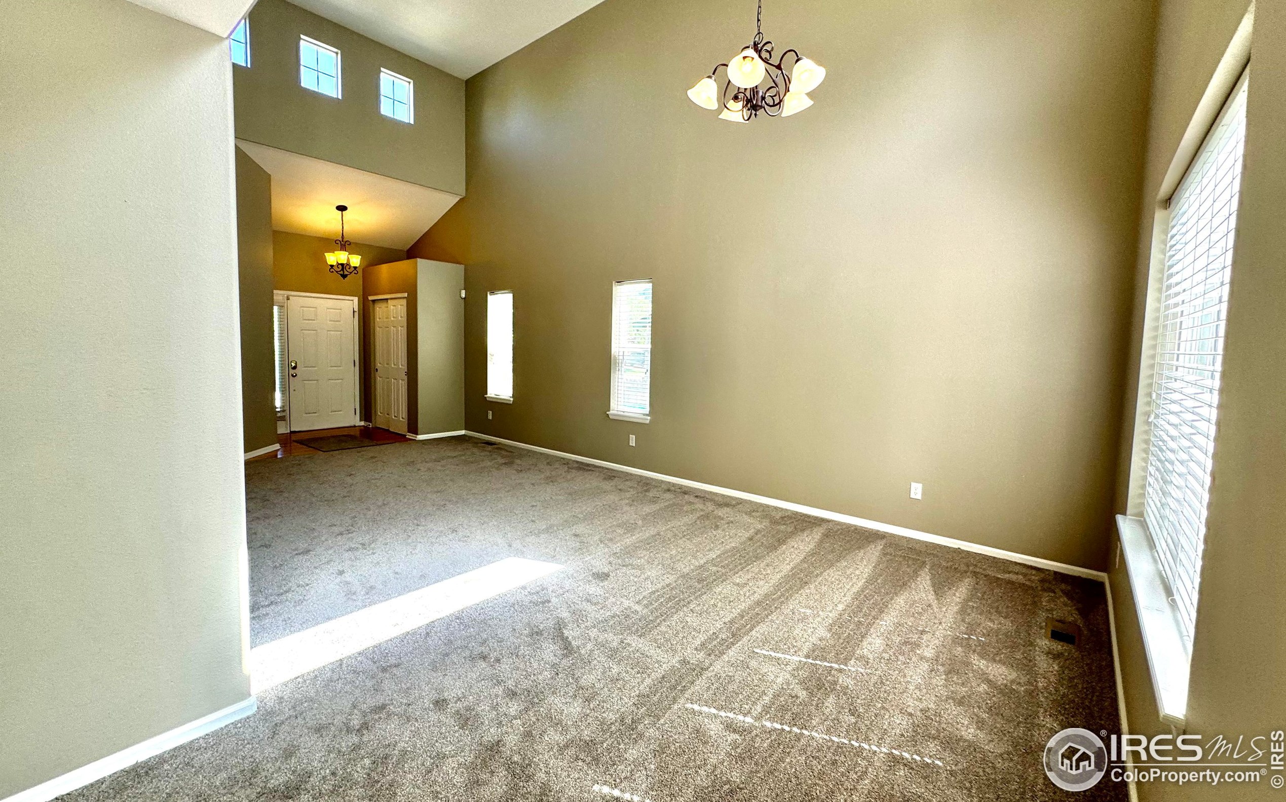 1213 Button Rock Dr, Longmont CO 80504-2258 exterior