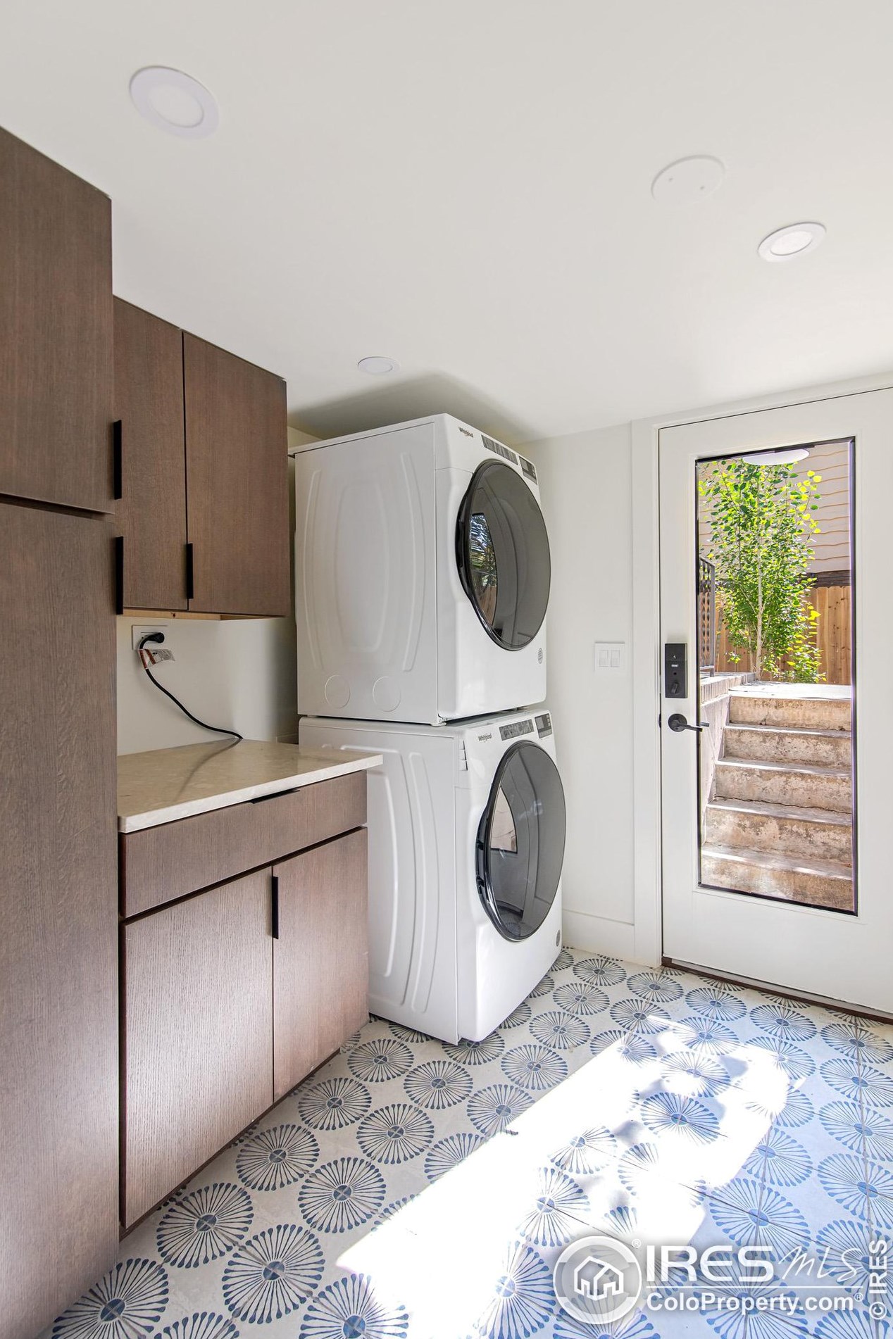 290 Mohawk Dr, Boulder CO  80303-3650 exterior