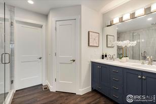 2443 Hampstead Dr - Photo 19