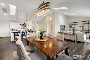 2443 Hampstead Dr - Photo 9