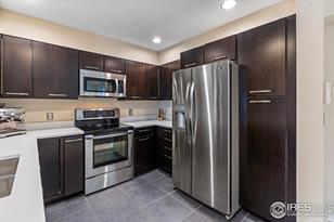 3800 Colorado Ave - Photo 3