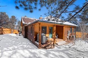 549 Ponderosa Dr, Estes Park CO  80517-7526 exterior