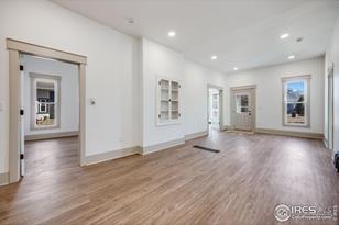 120 Elm Ave - Photo 5