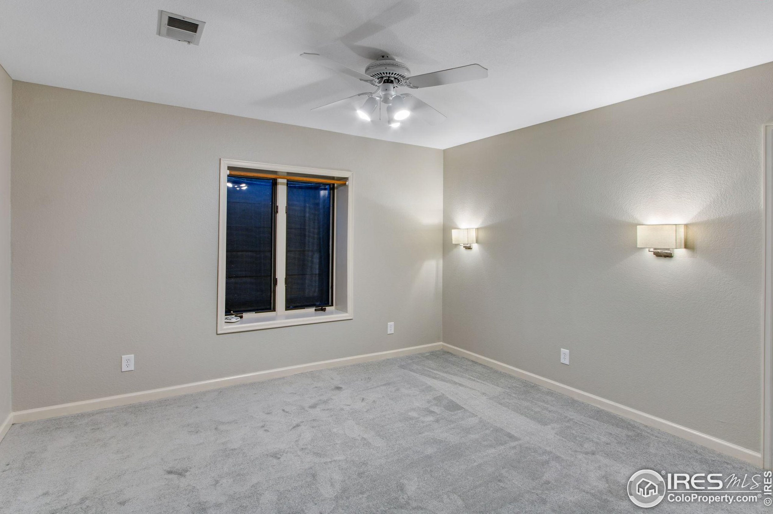 1717 Lindenwood Dr, Fort Collins CO  80524-2280 exterior