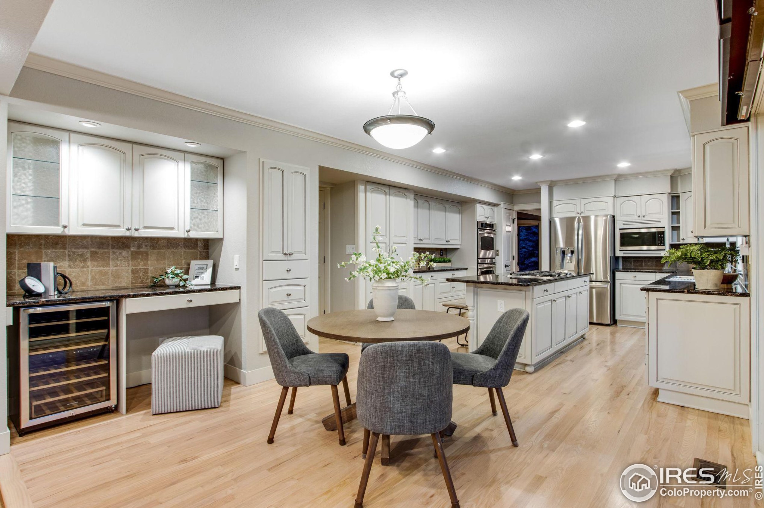 1717 Lindenwood Dr, Fort Collins CO  80524-2280 exterior