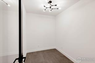503 Hawthorn Ave - Photo 25