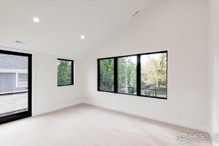 503 Hawthorn Ave - Photo 23