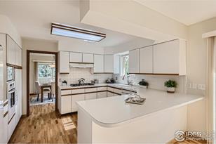 859 Sycamore Ave - Photo 9