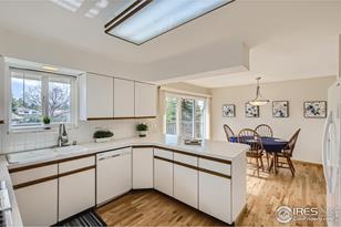 859 Sycamore Ave - Photo 13