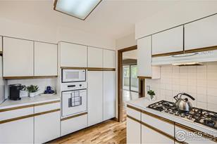 859 Sycamore Ave - Photo 11