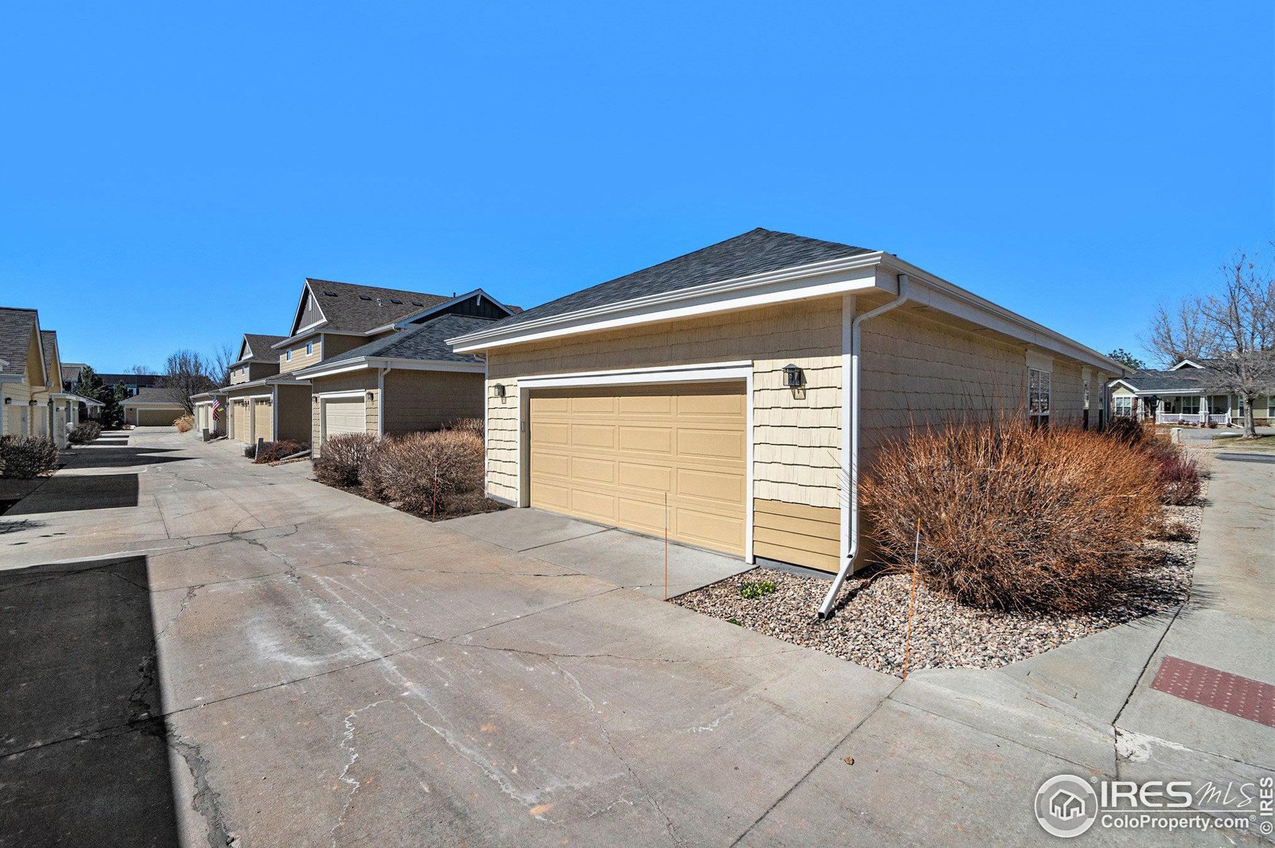 4751 Pleasant Oak Dr, Fort Collins CO  80525-3775 exterior