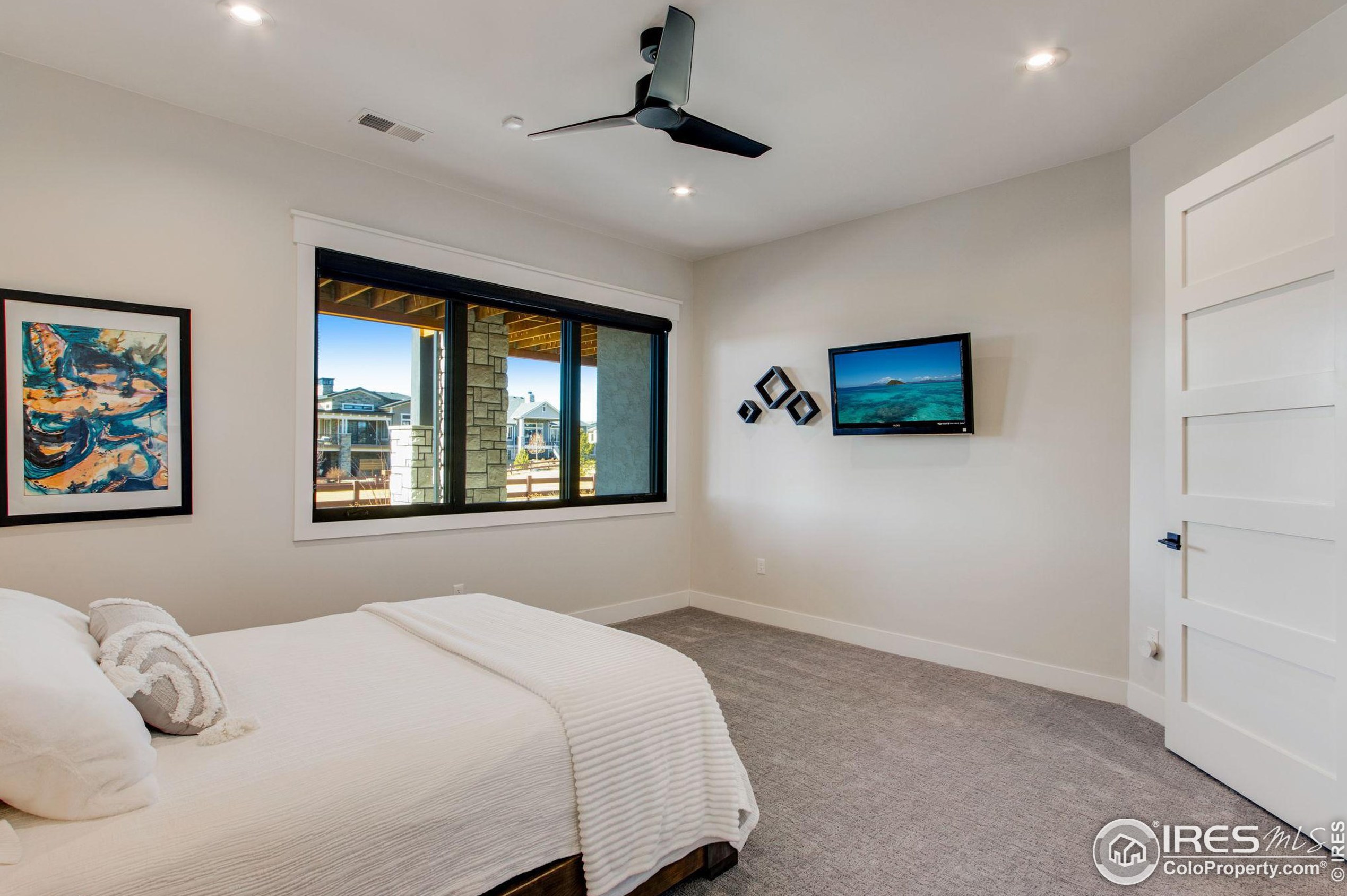 4059 Grand Park Dr, Timnath CO  80547 exterior